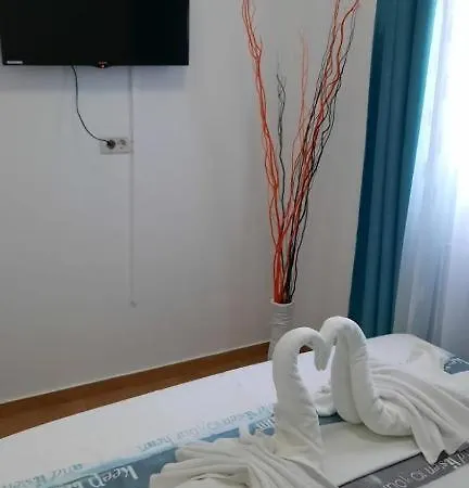 Loft Studio - Mamaia Summerland Mamaia