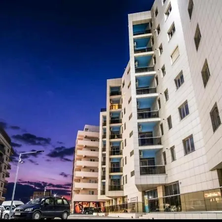 Loft Studio - Mamaia Summerland * Mamaia