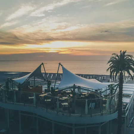 Loft Studio - Mamaia Summerland Mamaia